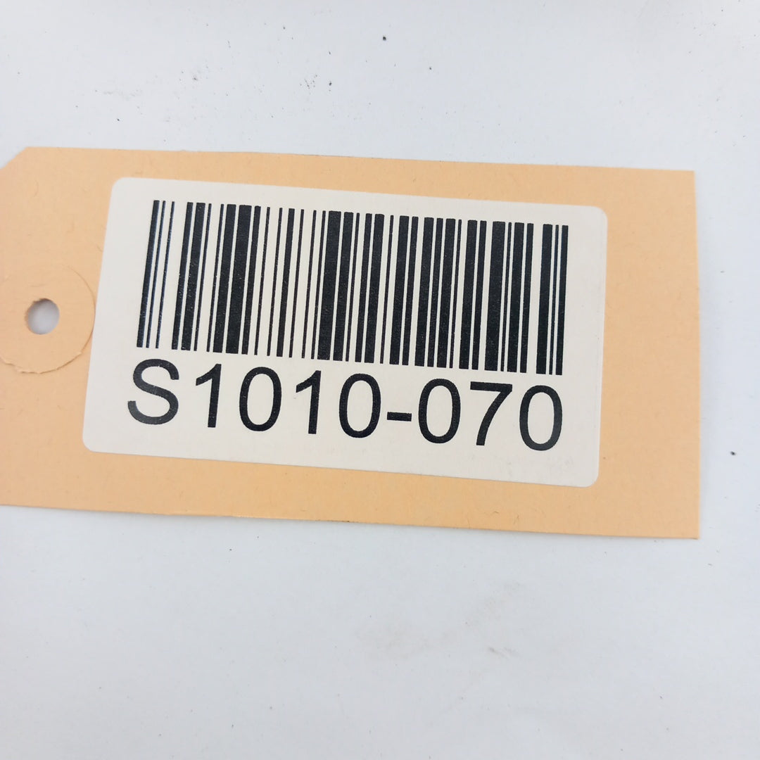 Плафон светлини регистрационен номер Opel Meriva B