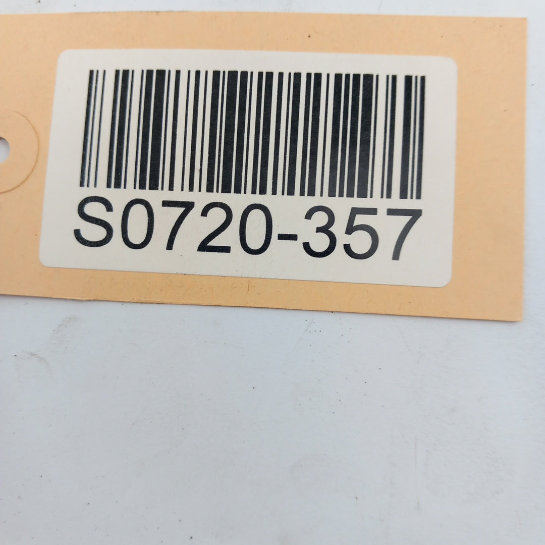 Гайка държач заден ляв десен стоп Opel Corsa D