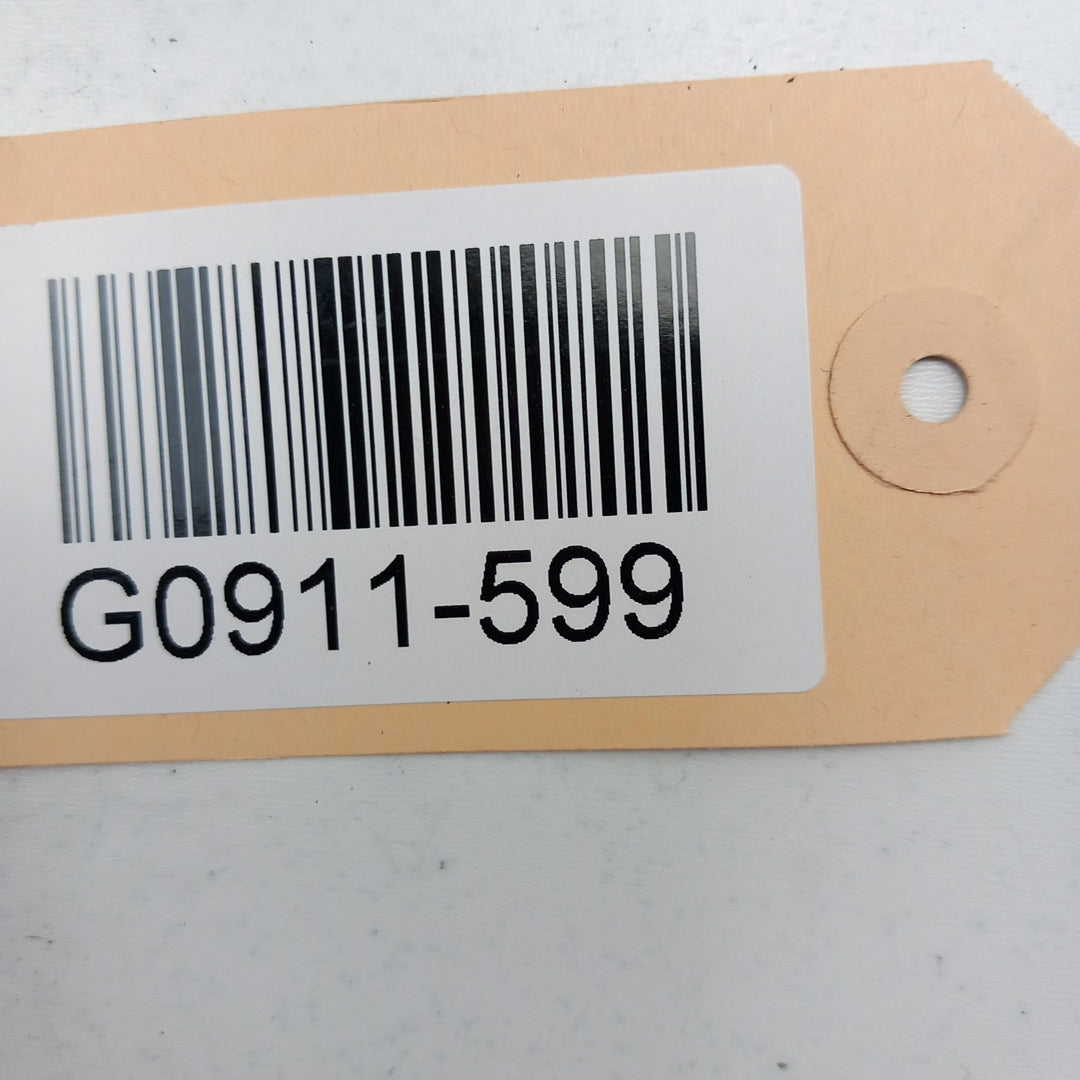 Пластмаса седалка предна лява външна шапка с козирка Opel Insignia A