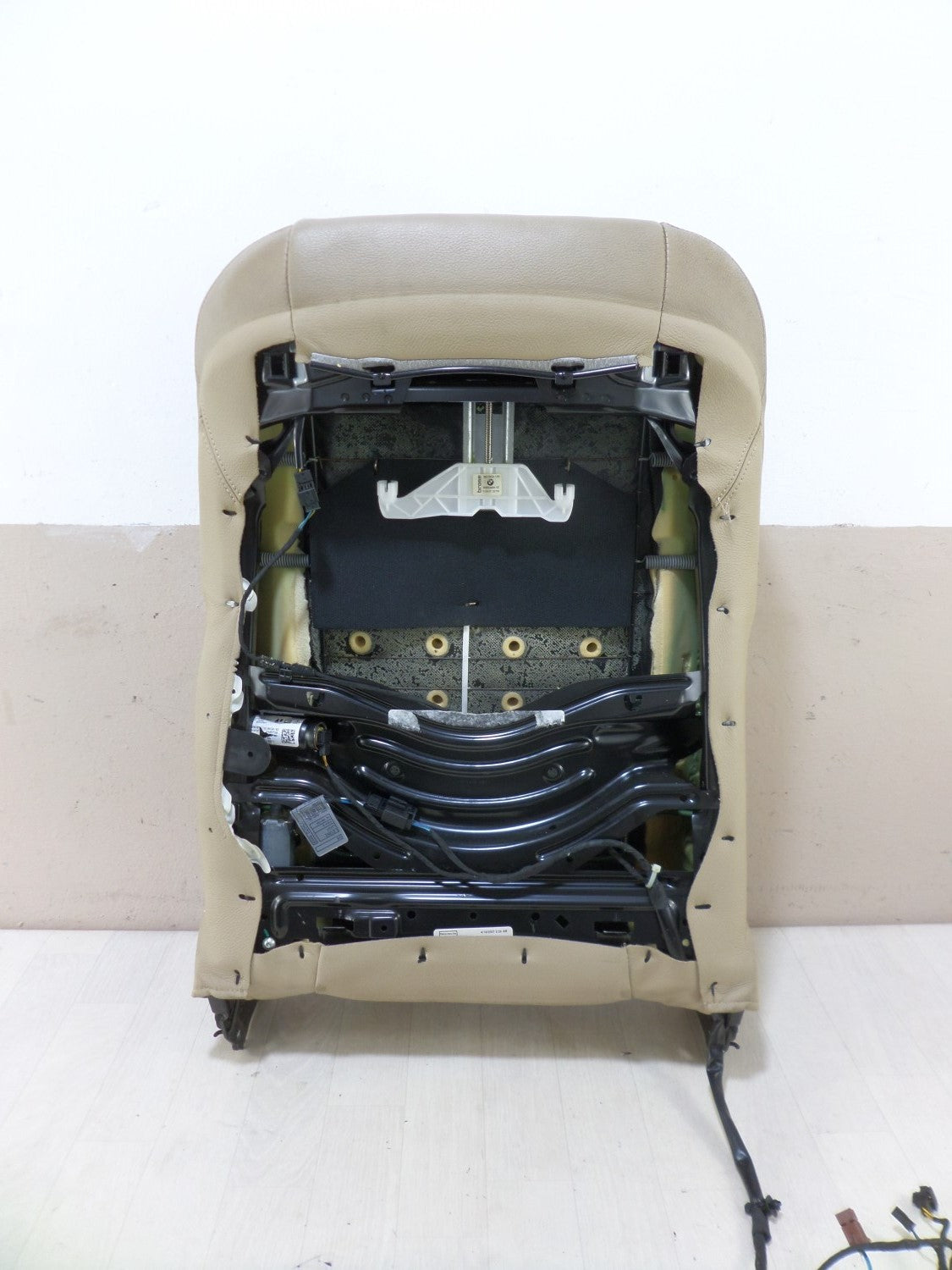Електрическа облегалка, облегалка, седалка, бежова, предна лява, BMW E70 X5