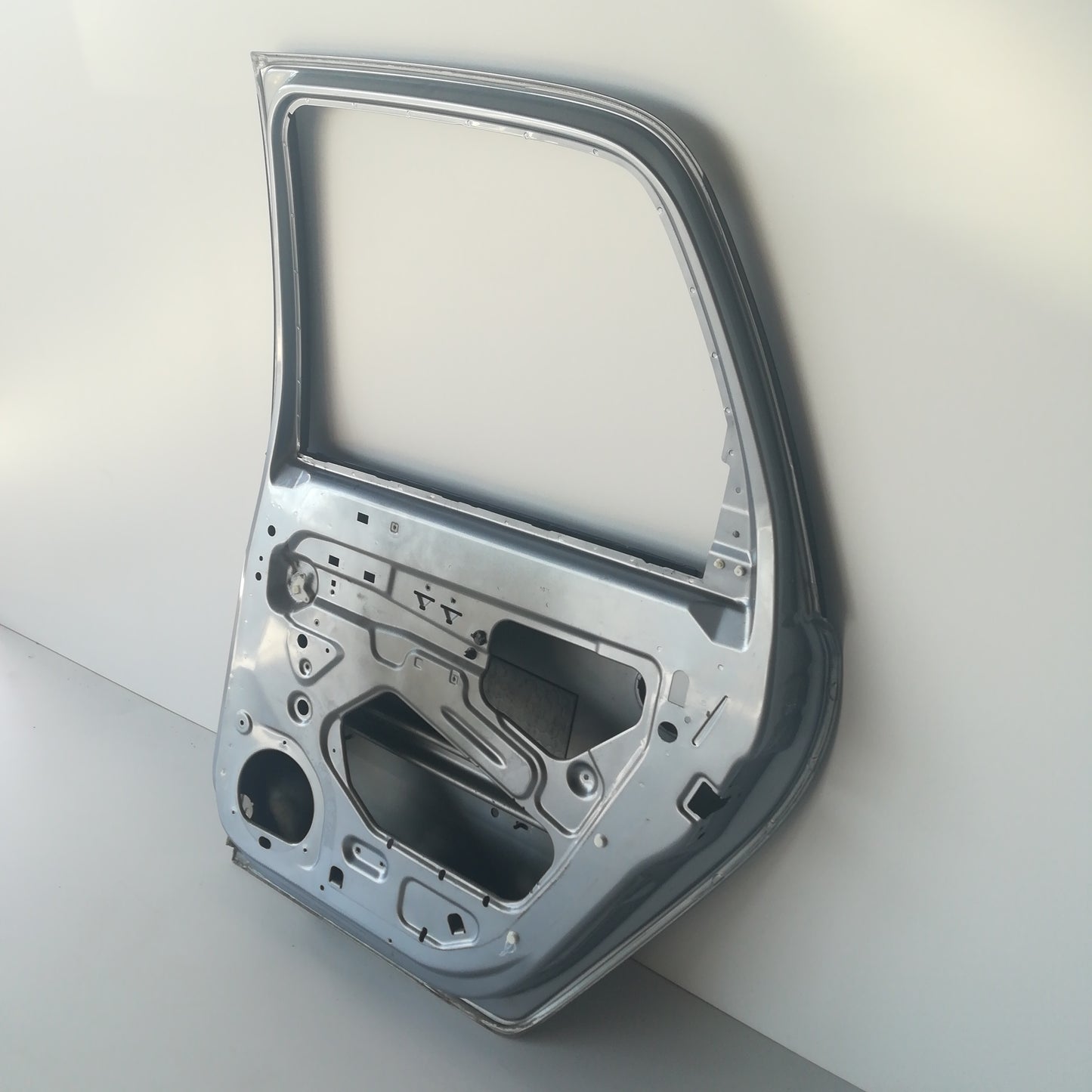 Врата задна дясна сив металик Z163 Opel Meriva A