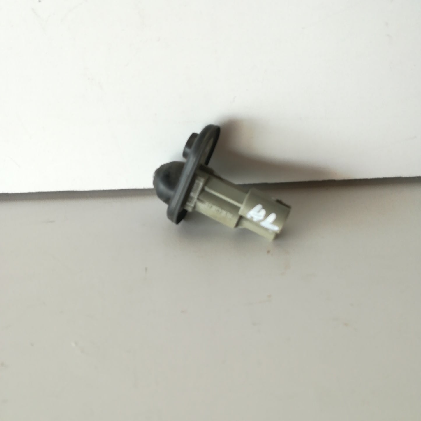 Контакт бутон задна лява дясна врата Opel Meriva A