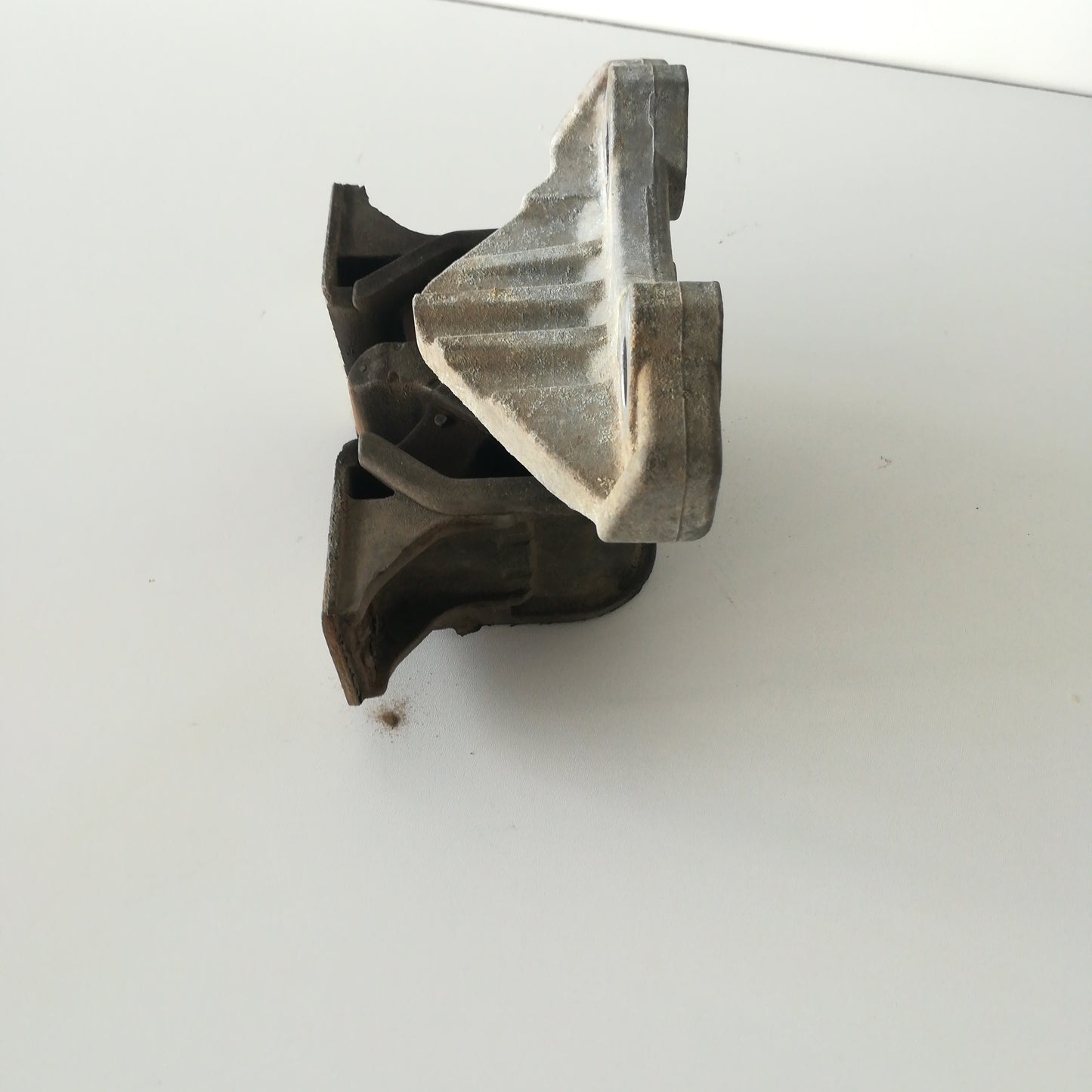 Тампон двигател десен Opel Meriva A