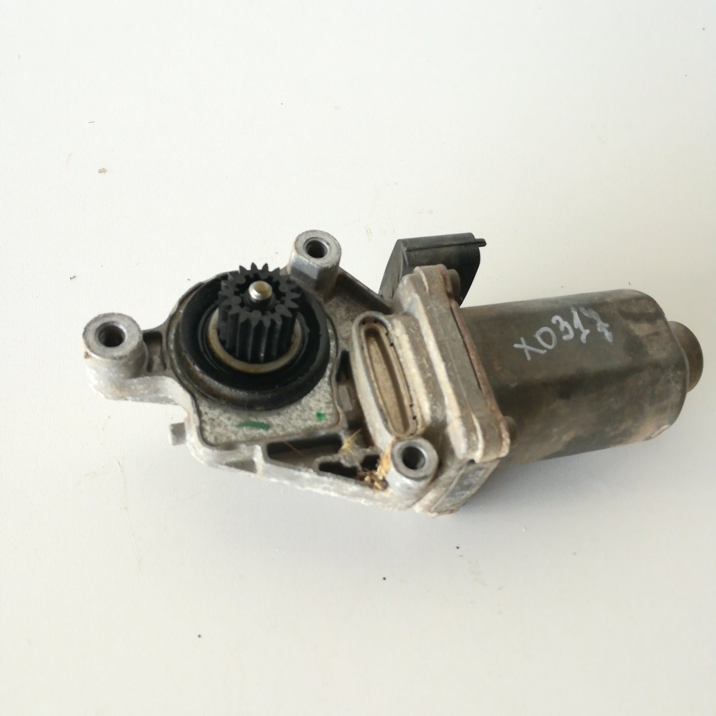 Актуатор мотор скоростен лост F17 изитроник скоростна кутия Opel Meriva A