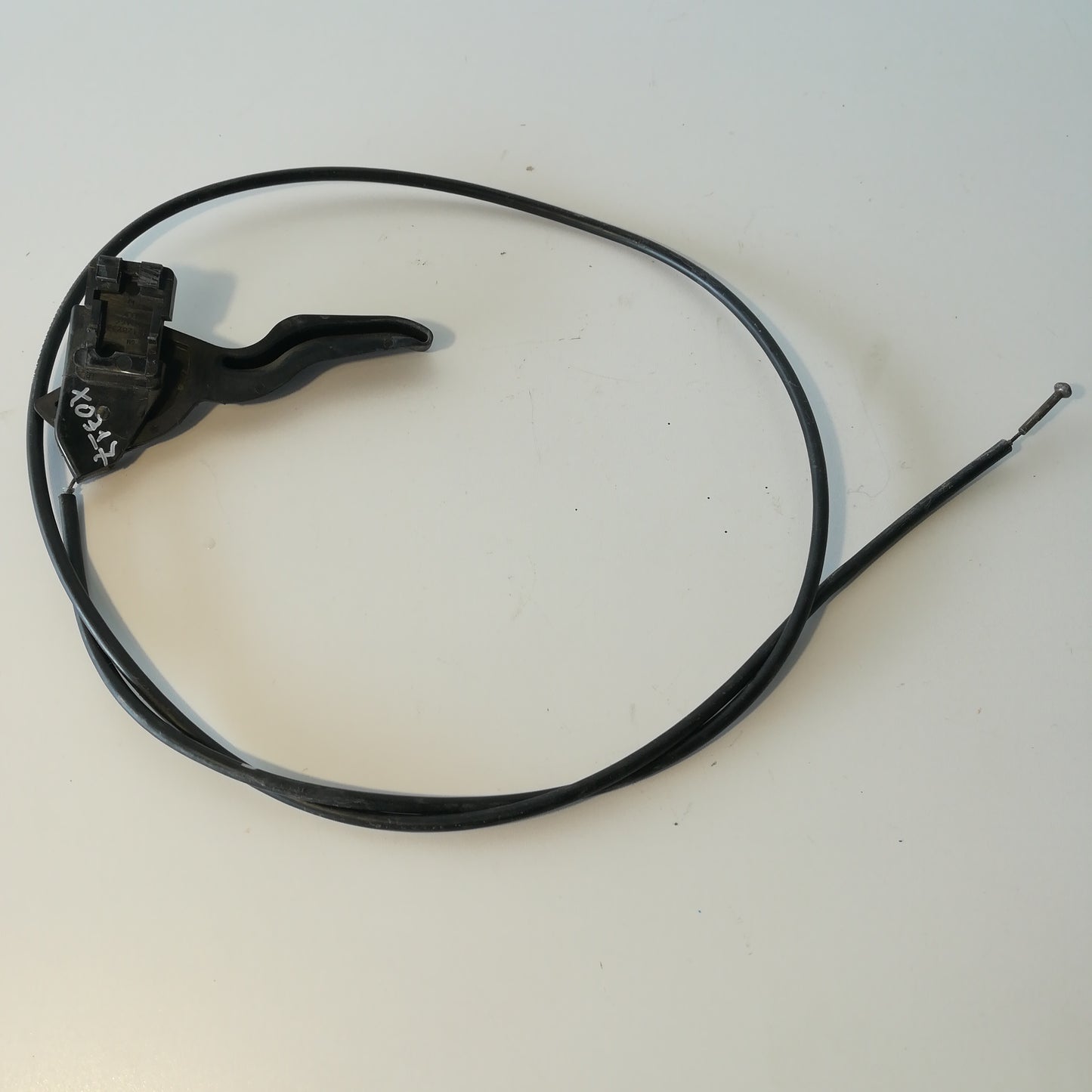 Дръжка жило отваряне капак двигател Opel Meriva A