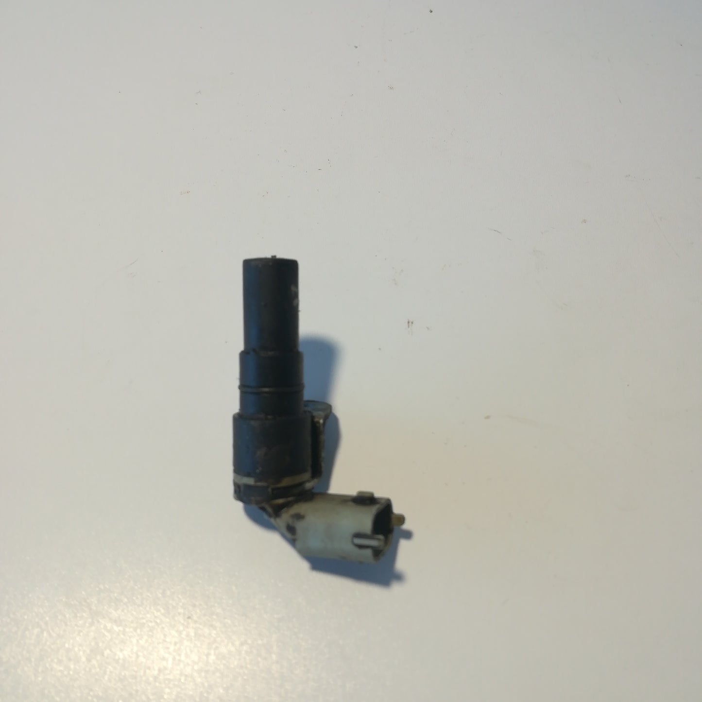 Датчик сензор обороти колянов вал Opel Meriva A