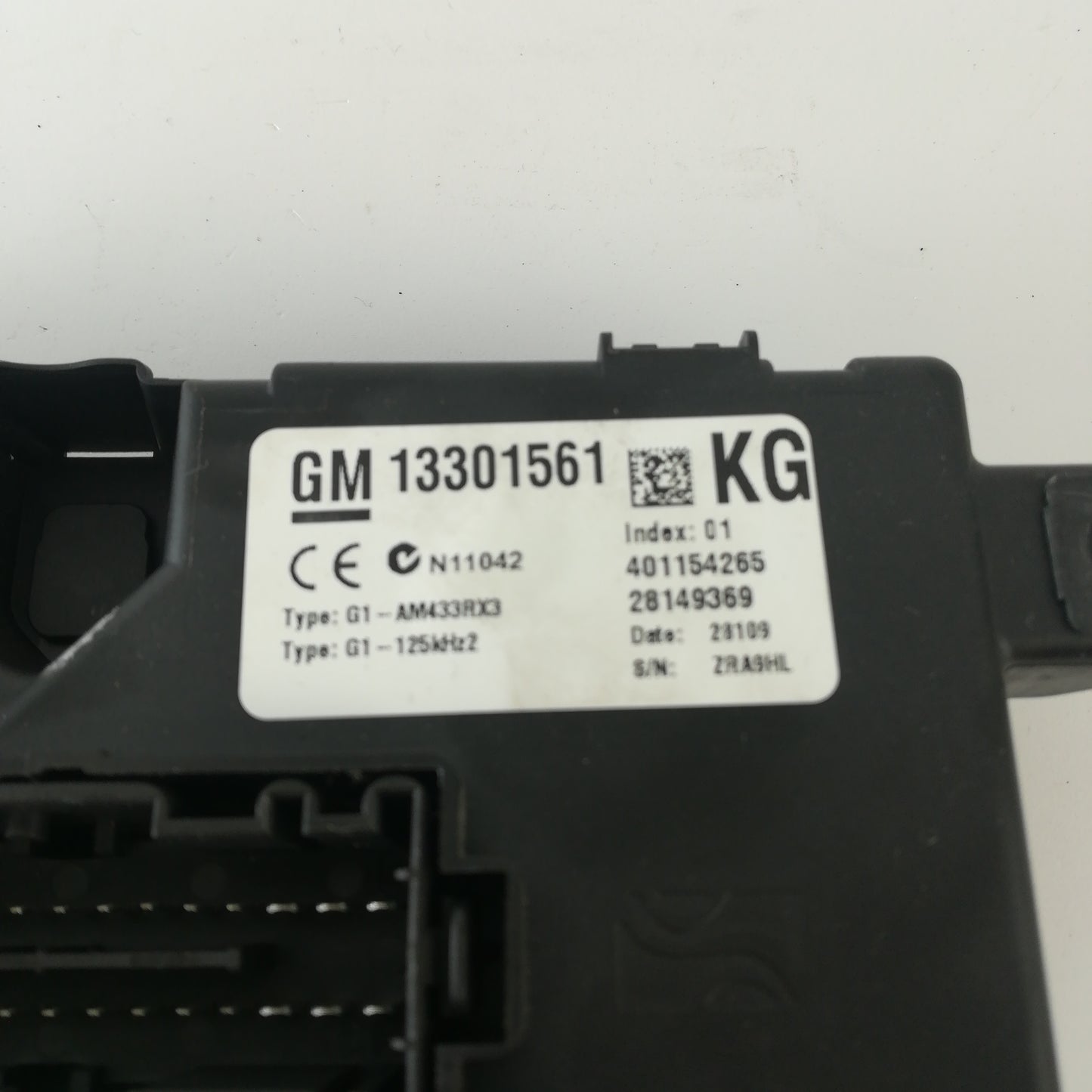 Бушониера предна KG Opel Corsa D