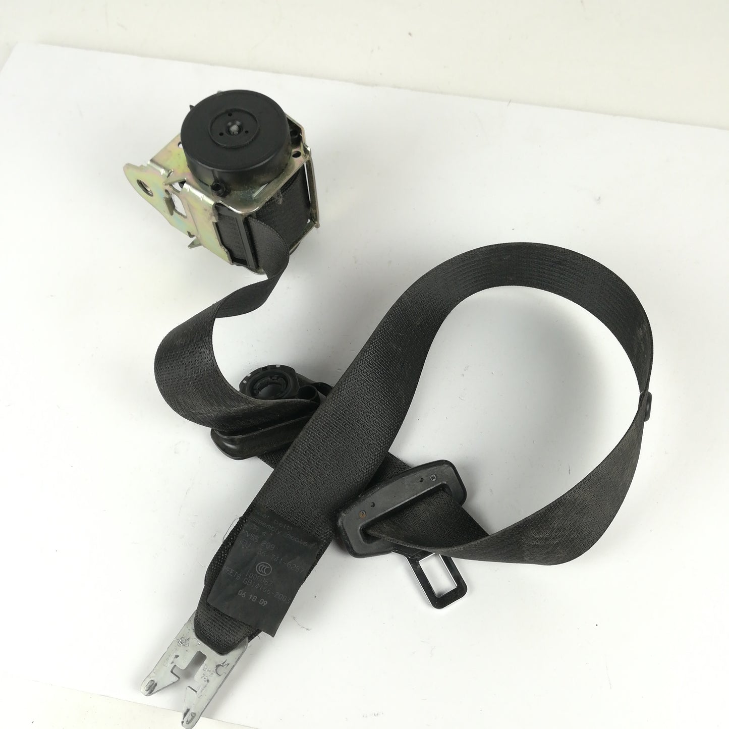 Предпазен колан преден десен от десен волан Opel Corsa D