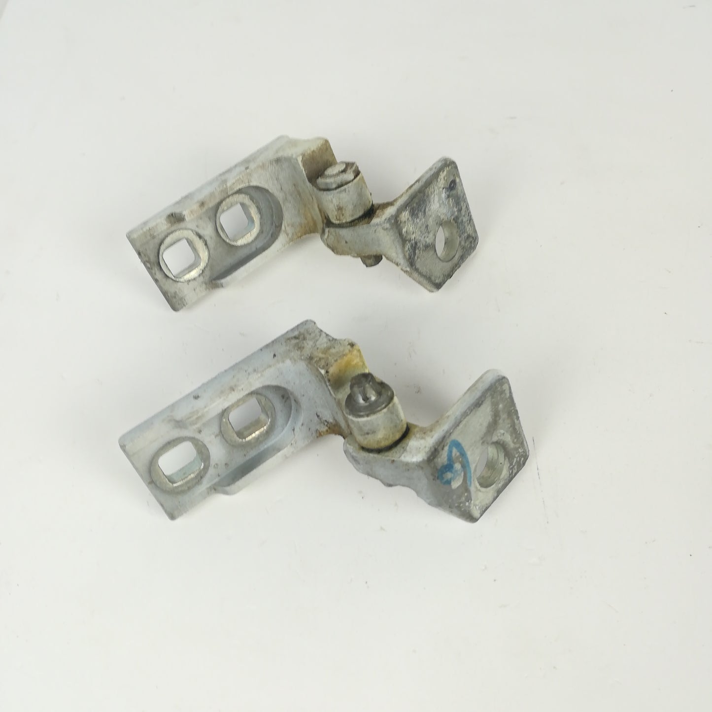 Панти 2 броя врата предна дясна горе долу Opel Corsa D 3 Врати