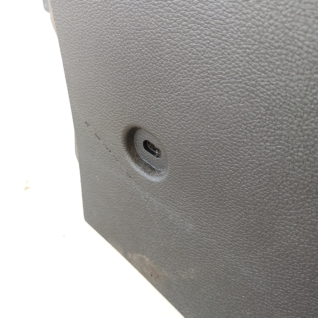 Конзола централна черна TADC Opel Astra J