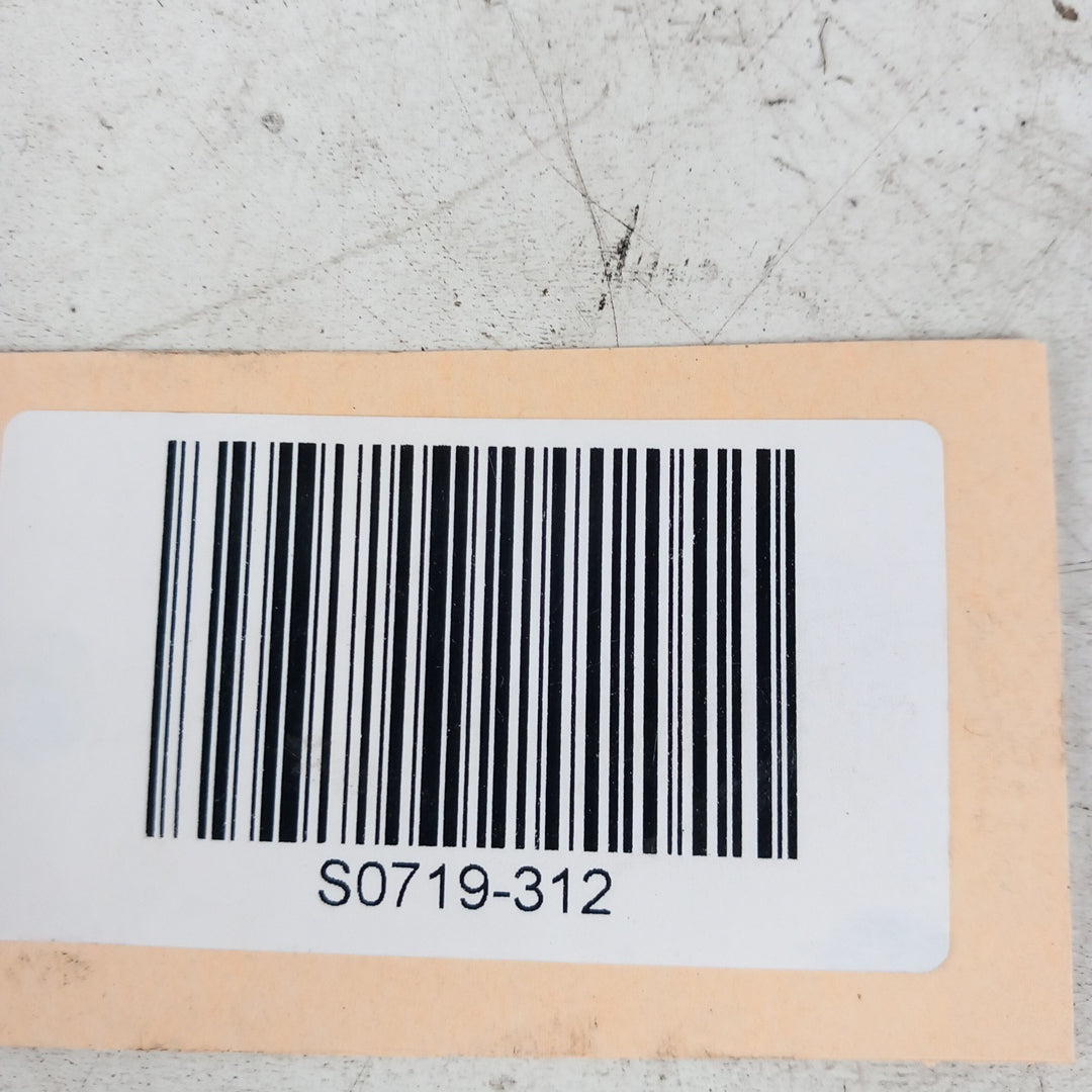 Носач задна броня централен Opel Corsa D