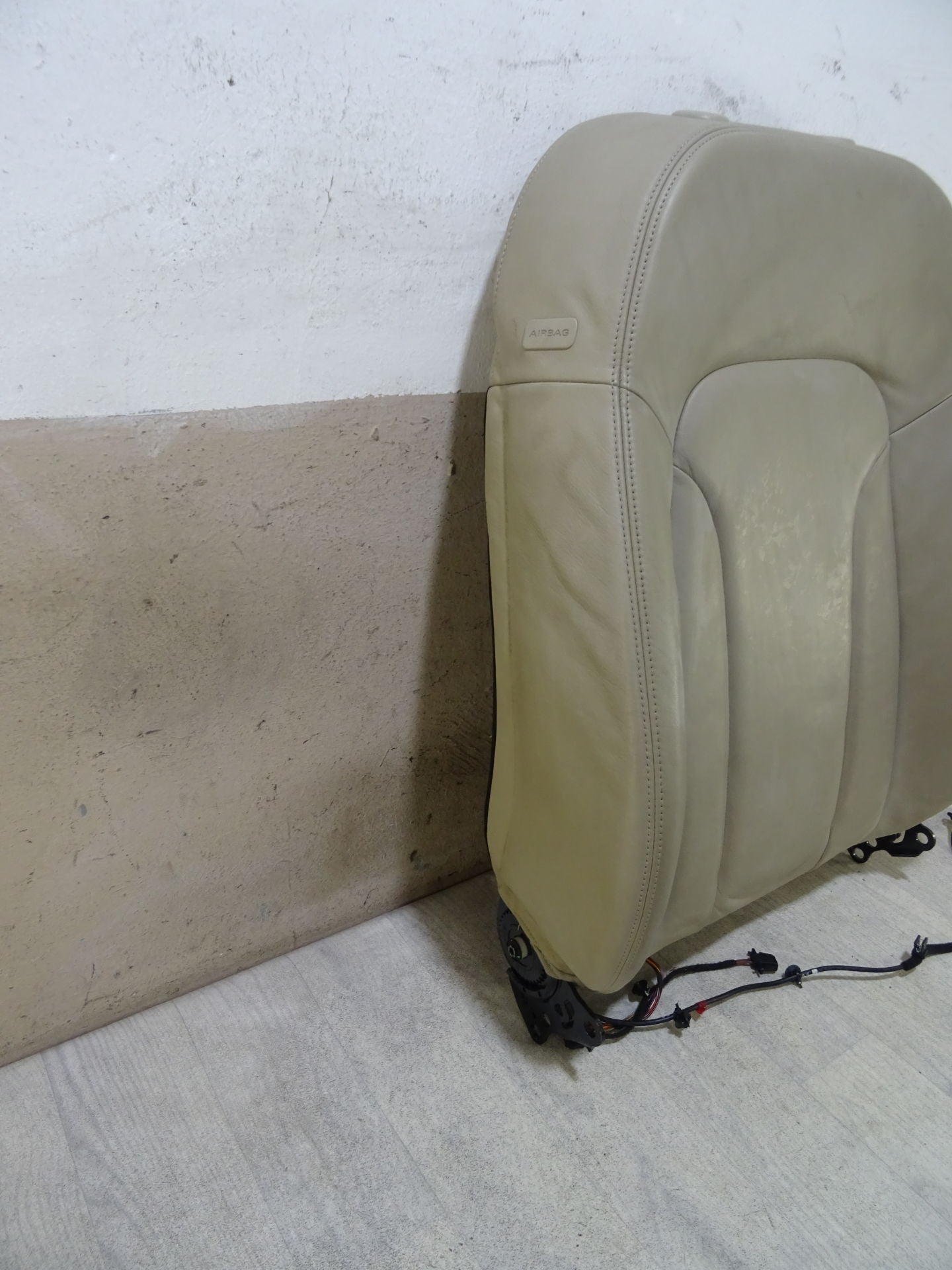 Облегалка с памет подгряване на седалка облегалка кожена седалка пасажерска седалка бежово Audi Q7 4L