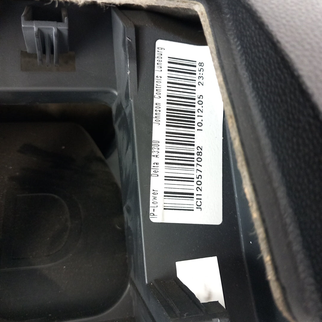 Арматурно табло черно с Airbag Opel Astra H