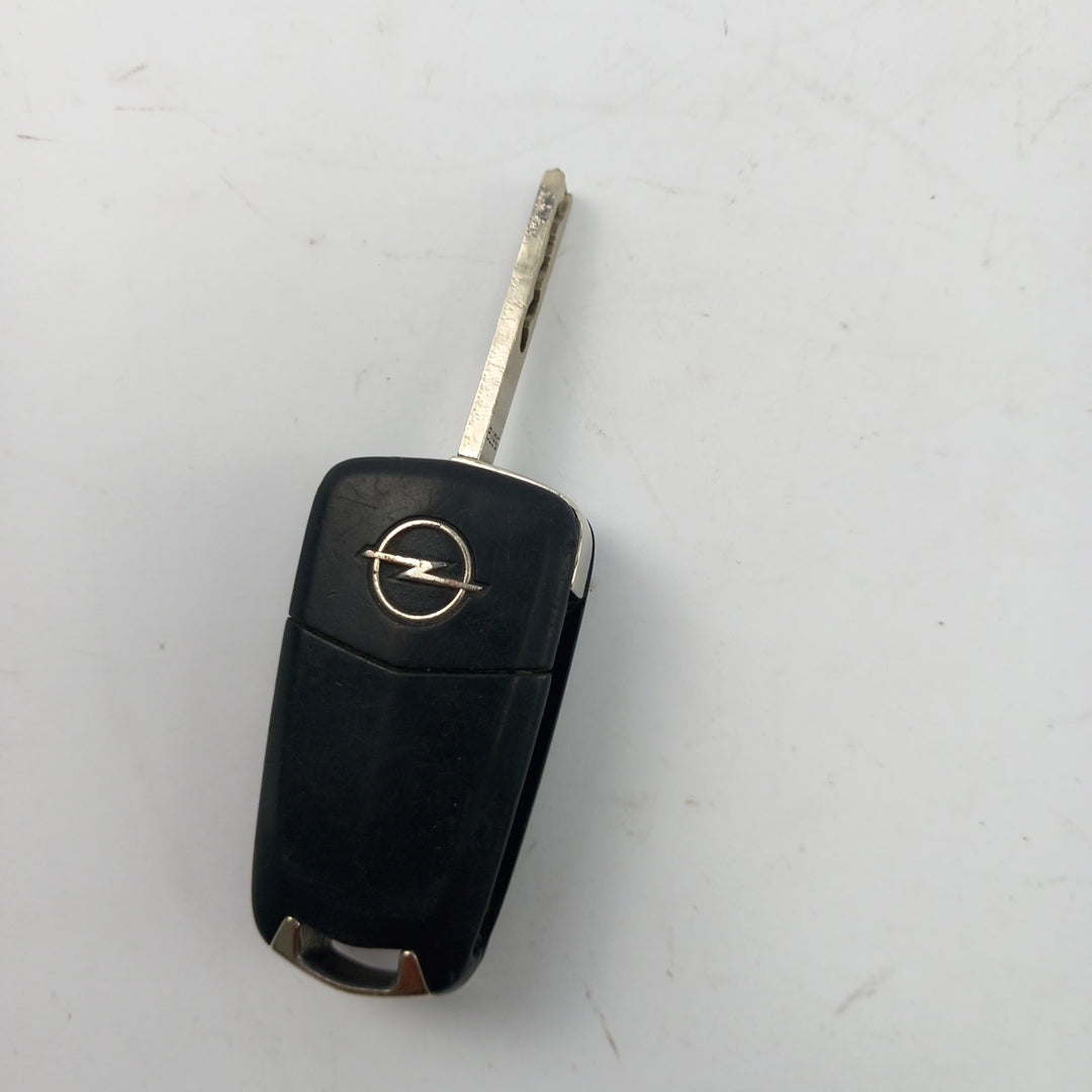 Ключ сгъваем с дистанционно Opel Astra H