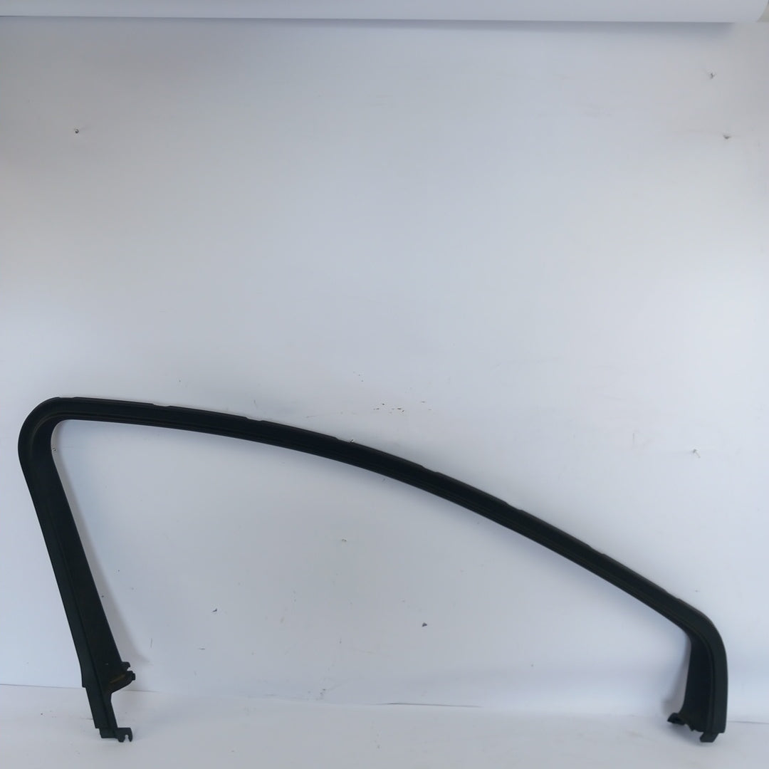 Пластмаса прозорец предна лява врата черно Opel Meriva B