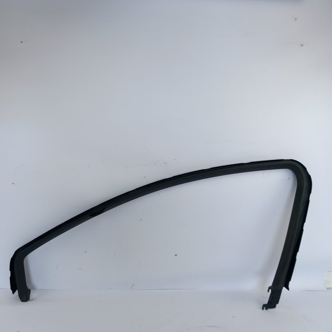 Пластмаса прозорец предна лява врата черно Opel Meriva B