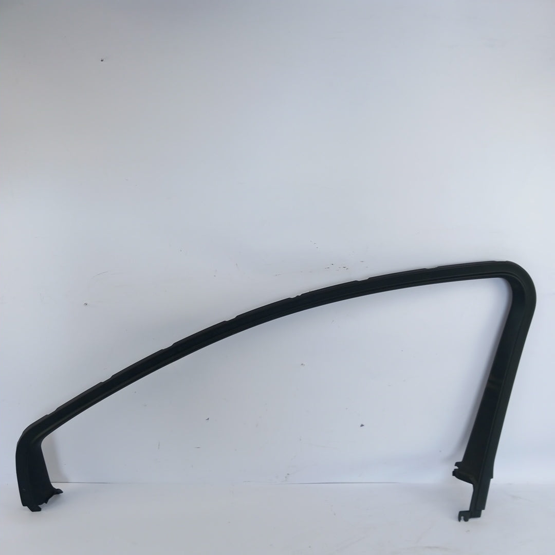 Пластмаса прозорец предна дясна врата черно Opel Meriva B