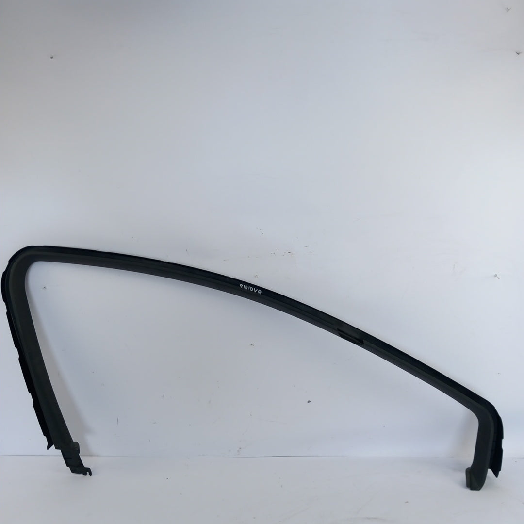 Пластмаса прозорец предна дясна врата черно Opel Meriva B