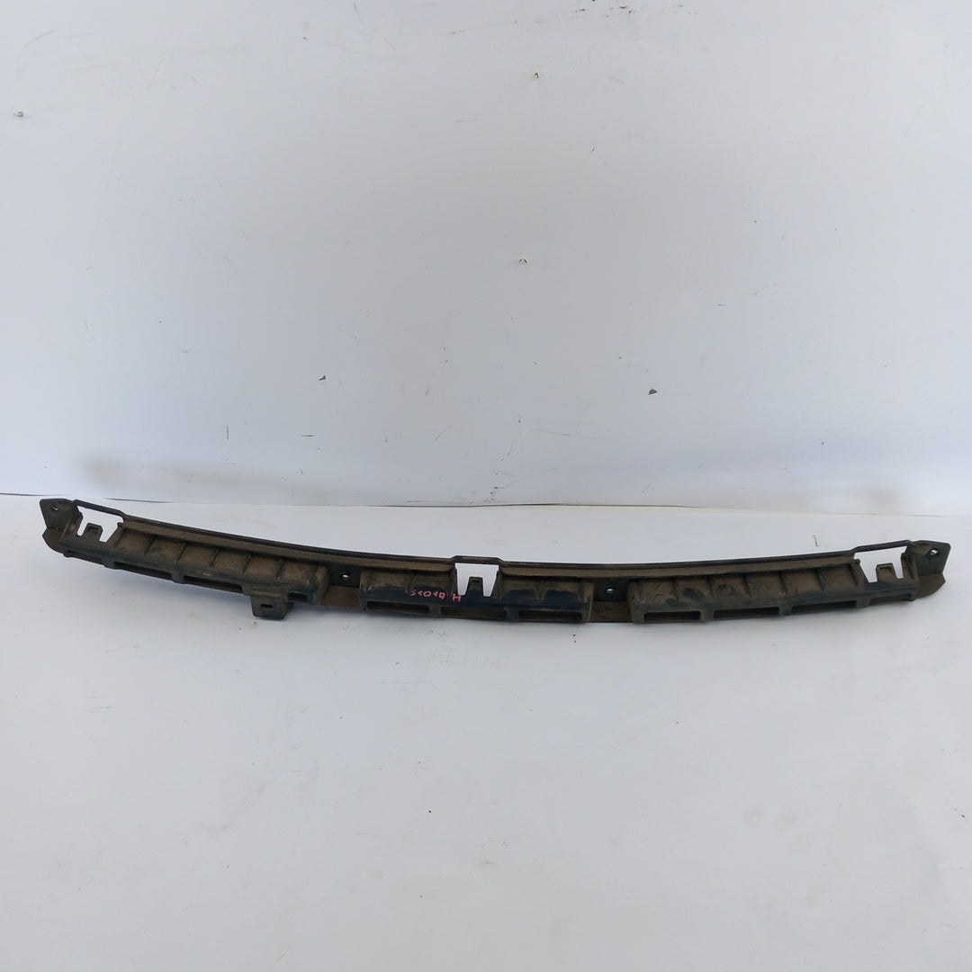 Водач задна броня централен Opel Meriva B