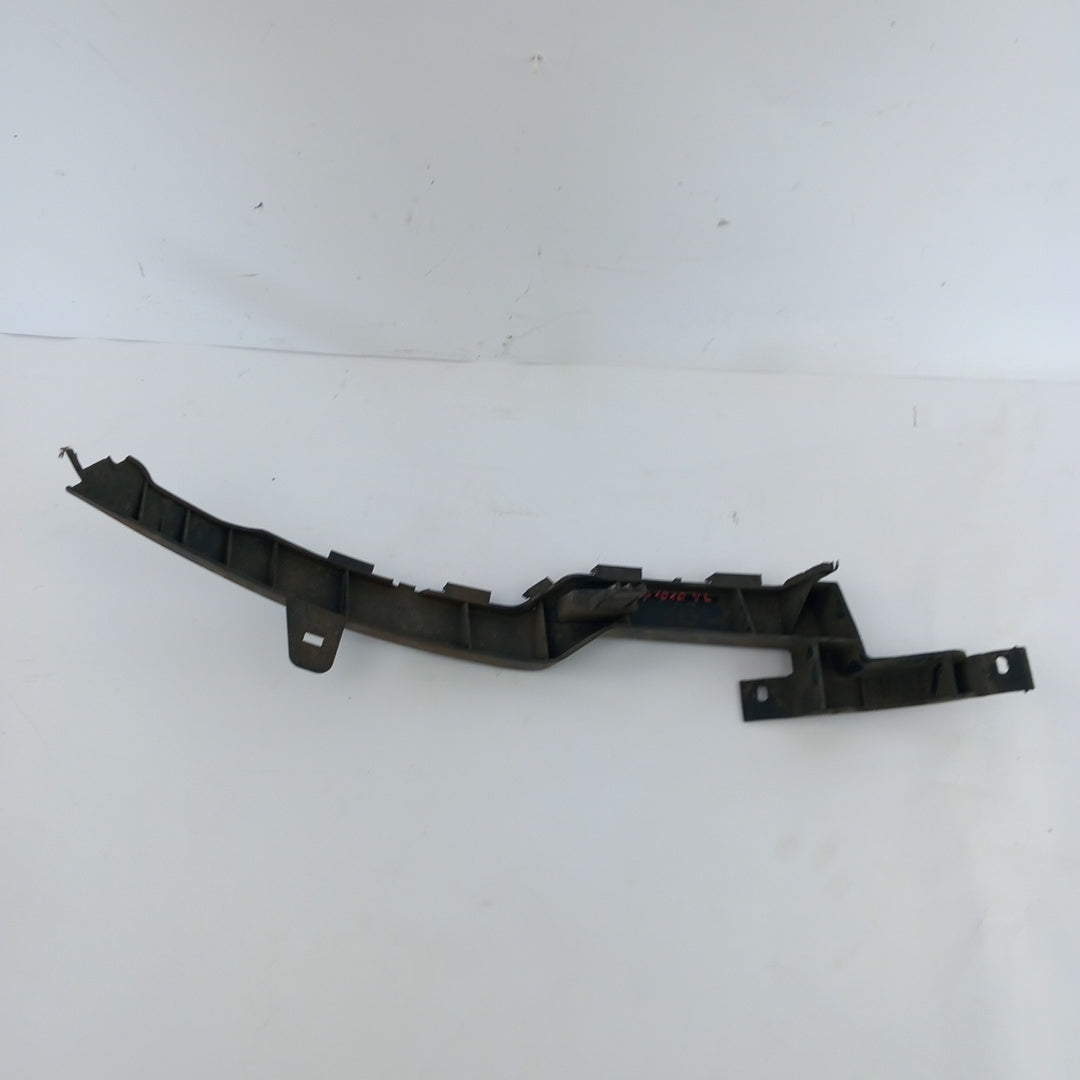 Водач предна броня ляв Opel Meriva B