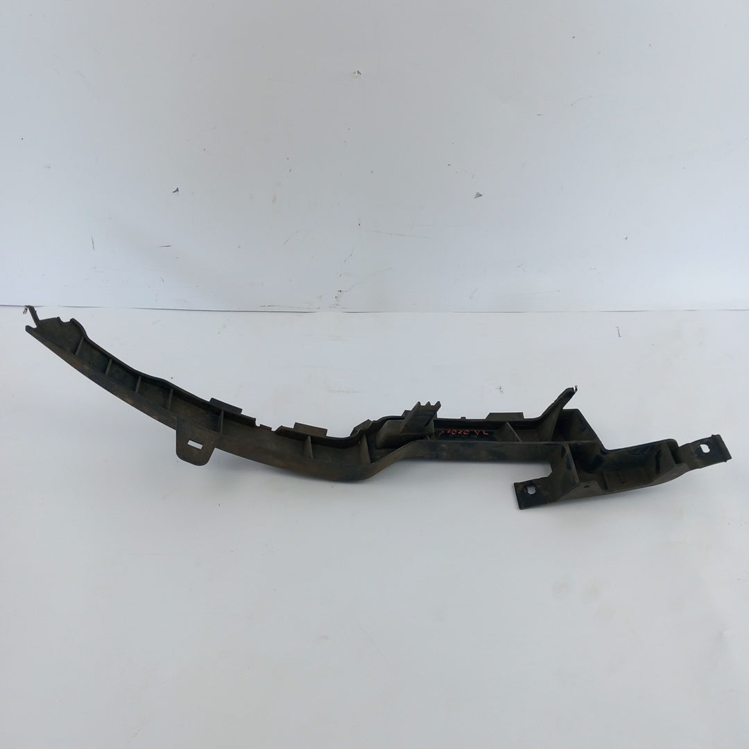 Водач предна броня ляв Opel Meriva B