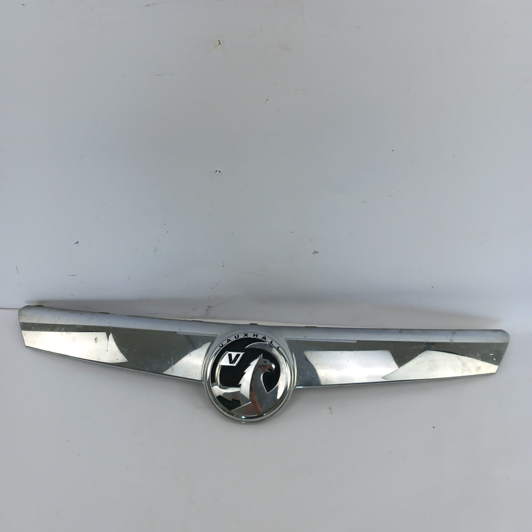 Лайстна решетка предна броня хром Vauxhall Opel Meriva B