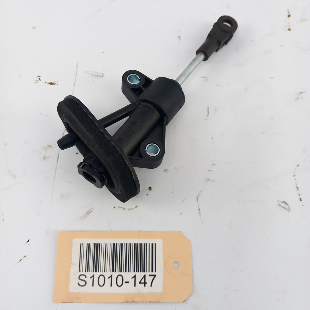 Помпа съединител горна RHD Opel Meriva B 1,4 Turbo A14NEL