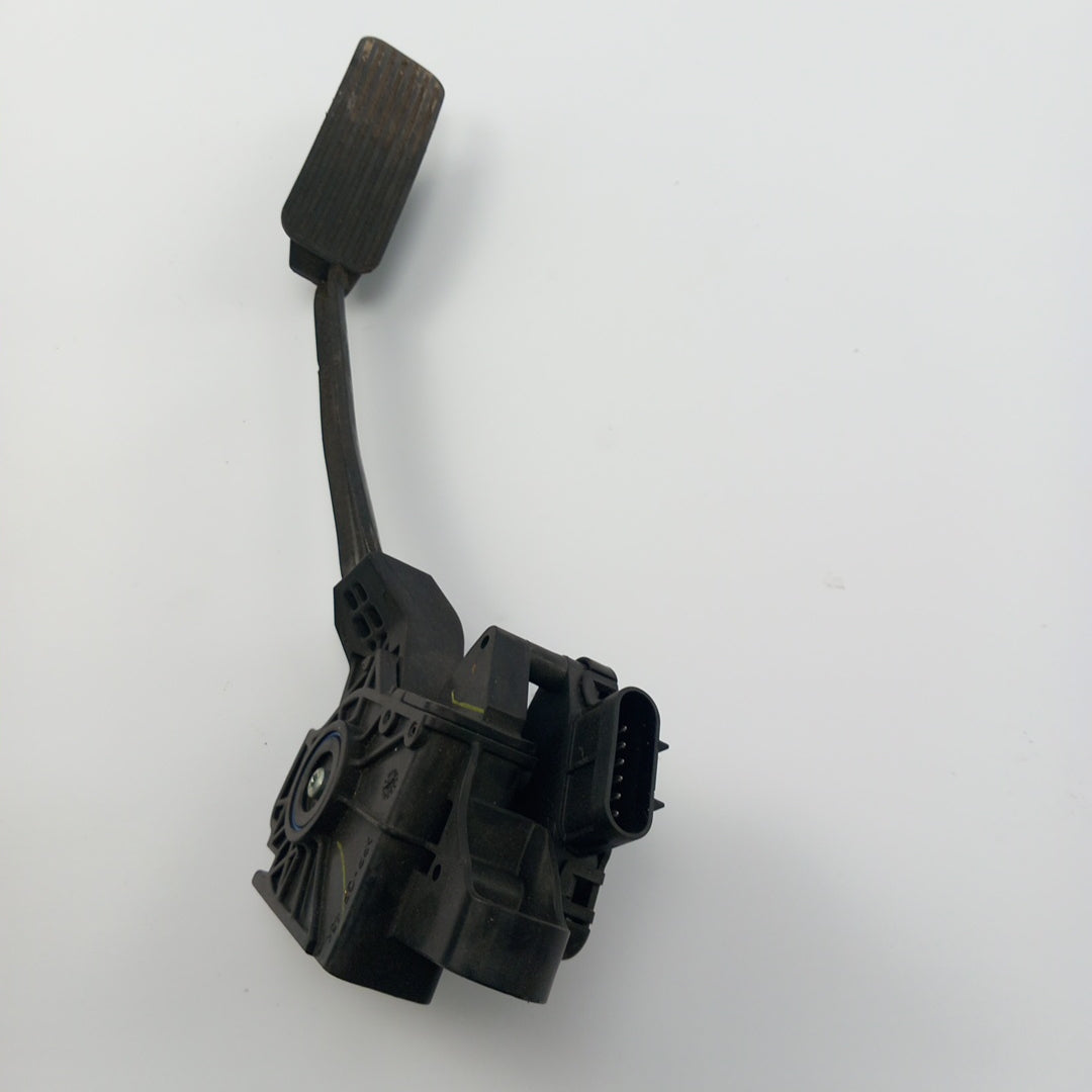 Педал газ RHD Opel Meriva B