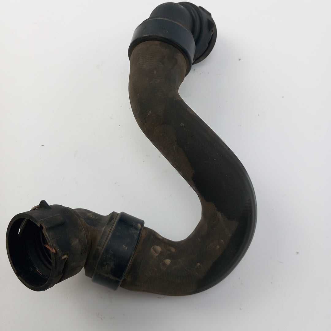 Воден маркуч радиатор изход F17 ръчна скоростна кутия Opel Meriva B 1,4 Turbo A14NEL