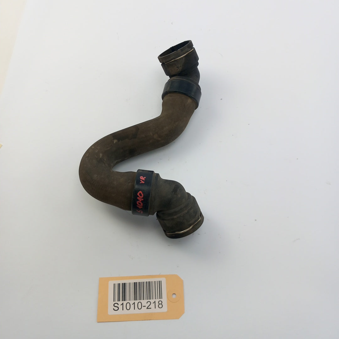 Воден маркуч радиатор изход F17 ръчна скоростна кутия Opel Meriva B 1,4 Turbo A14NEL