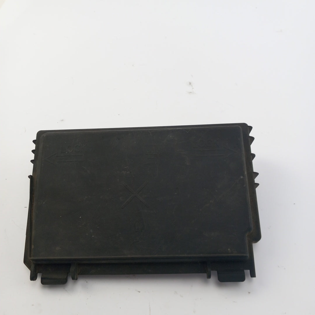 Капак бушониера двигател Opel Meriva B 1,4 Turbo A14NEL