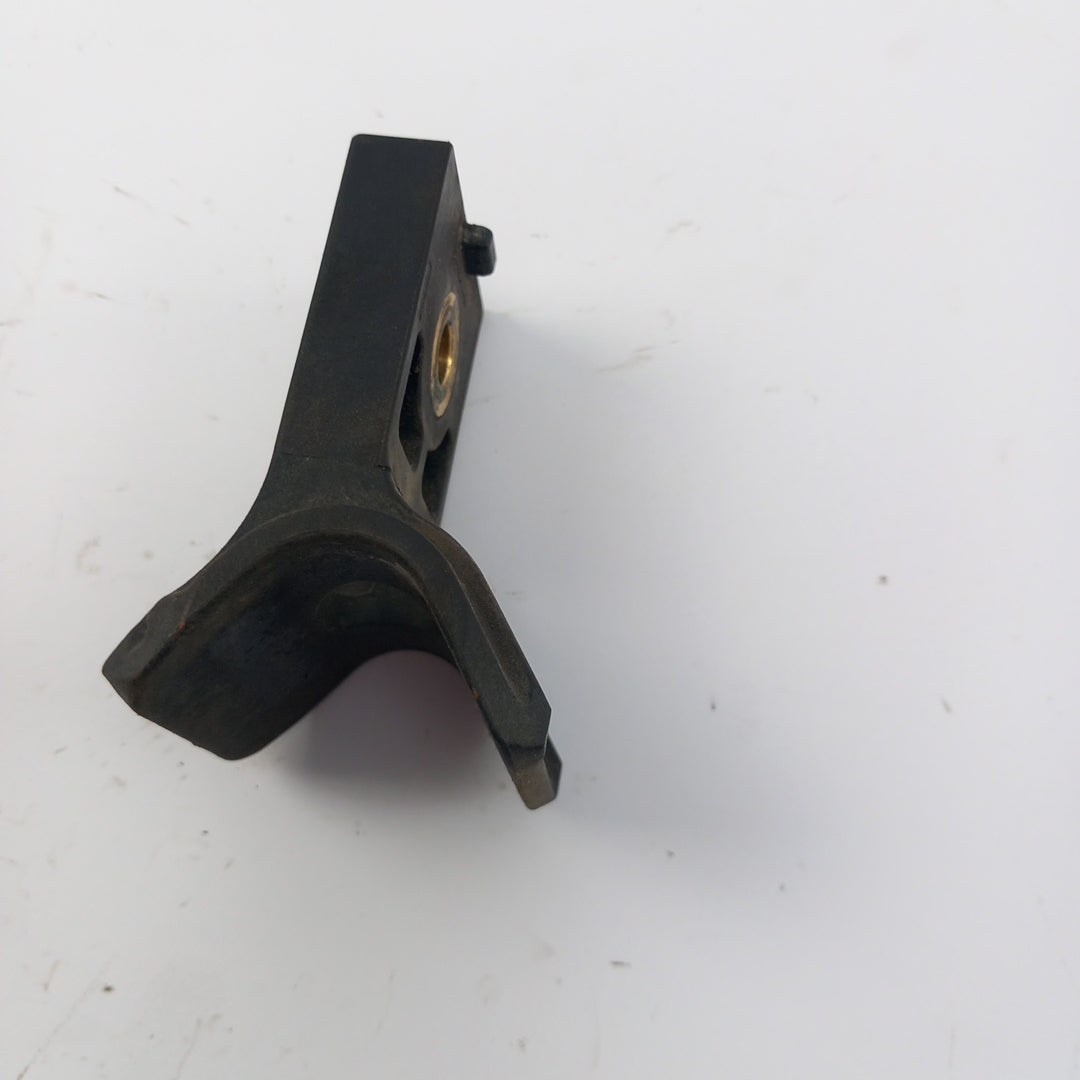 Държач воден радиатор ляв / десен горе Opel Meriva B 1,4 Turbo A14NEL