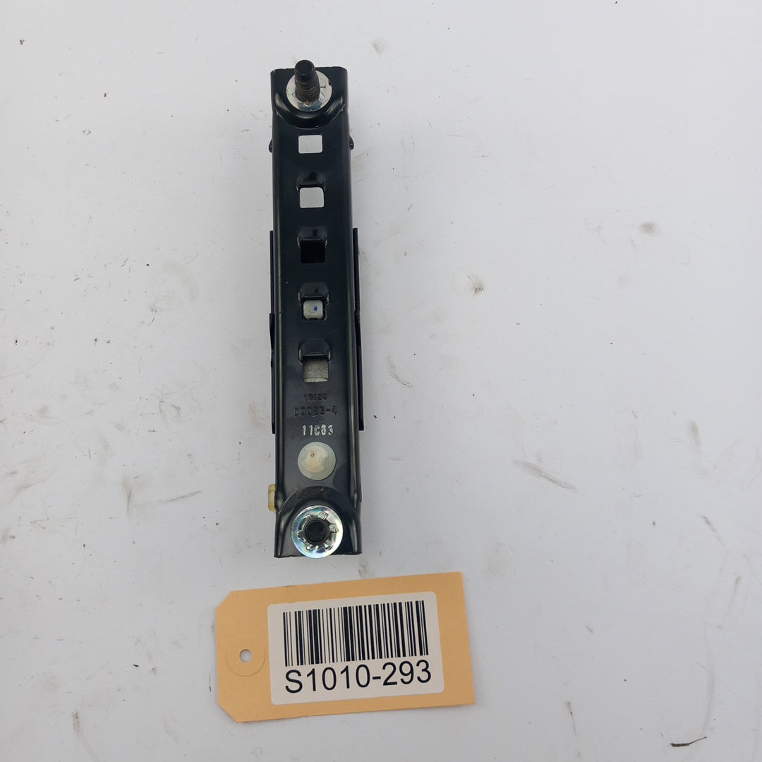 Регулатор височина колан преден ляв / десен Opel Meriva B