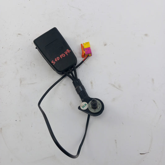 Закопчалка колан задна дясна черно Opel Meriva B