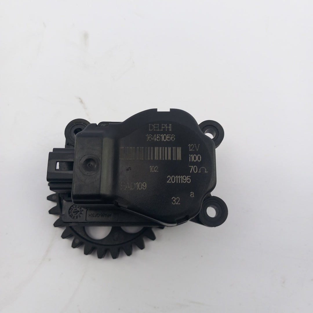 Моторче клапи климатик/парно 13333726 Opel Meriva B