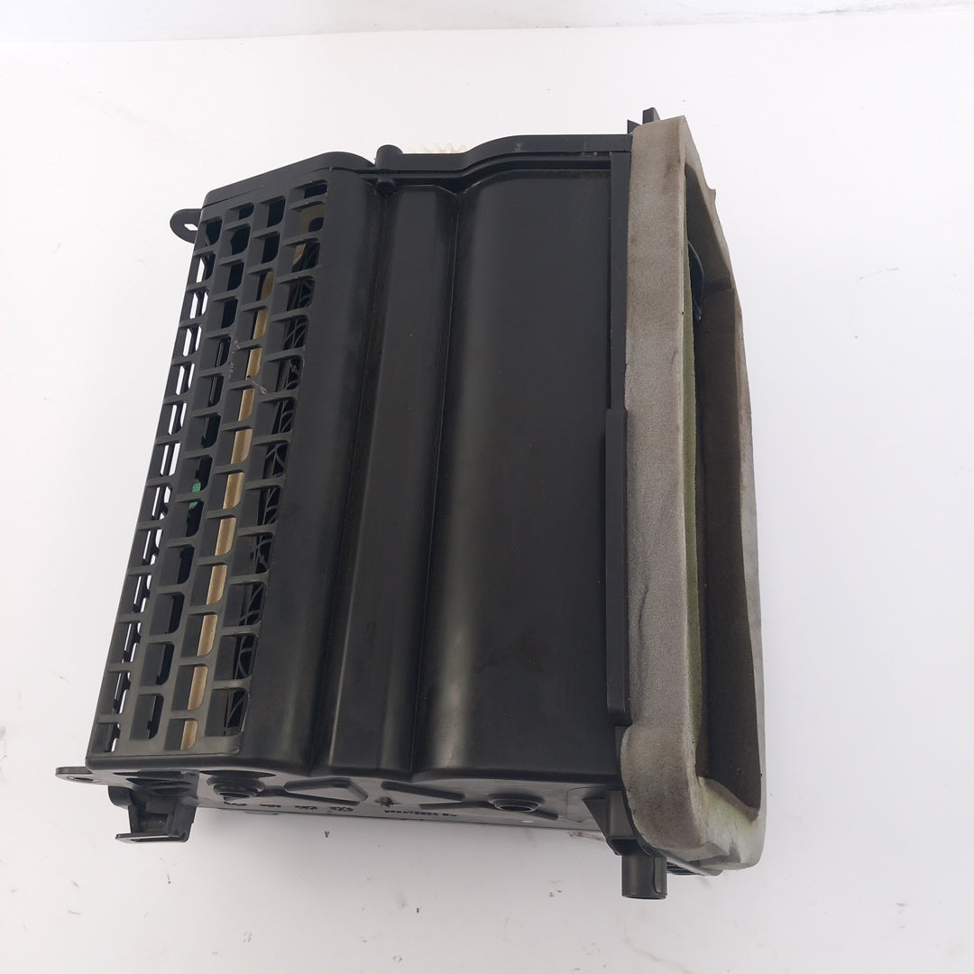 Кутия за парно Въздушна клапа, корпус на поленов филтър 5121U Opel Meriva B