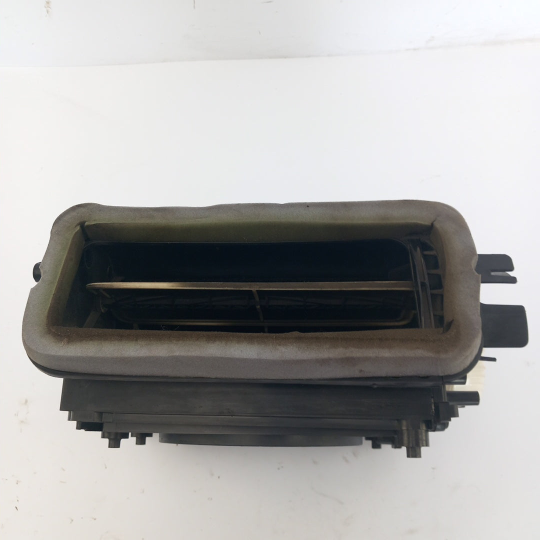 Кутия за парно Въздушна клапа, корпус на поленов филтър 5121U Opel Meriva B