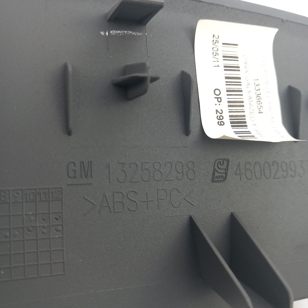 Пластмаса дисплей Opel Meriva B