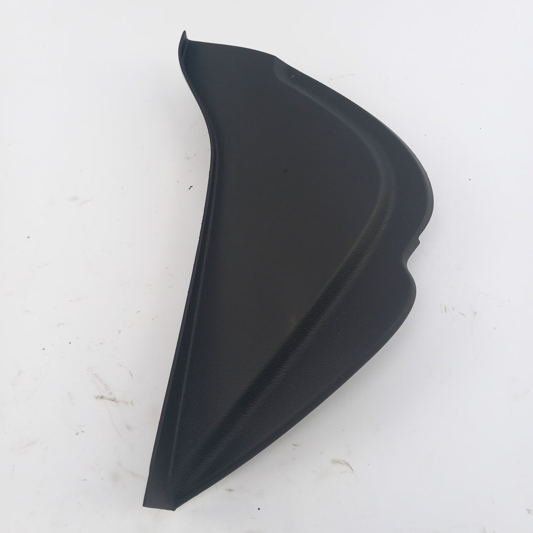 Пластмаса арматурно табло лява черно Opel Meriva B