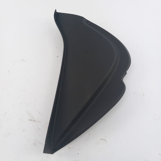 Пластмаса арматурно табло лява черно Opel Meriva B