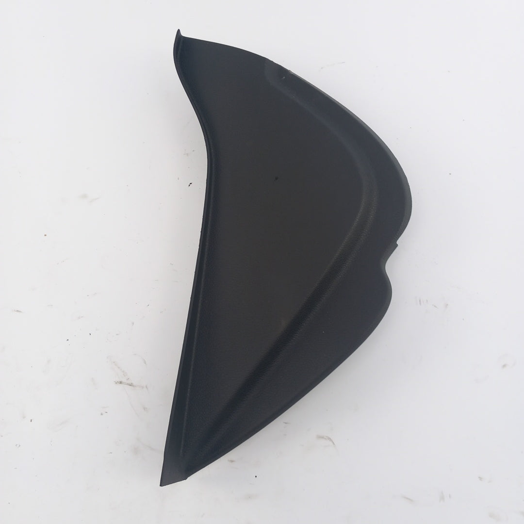 Пластмаса арматурно табло лява черно Opel Meriva B