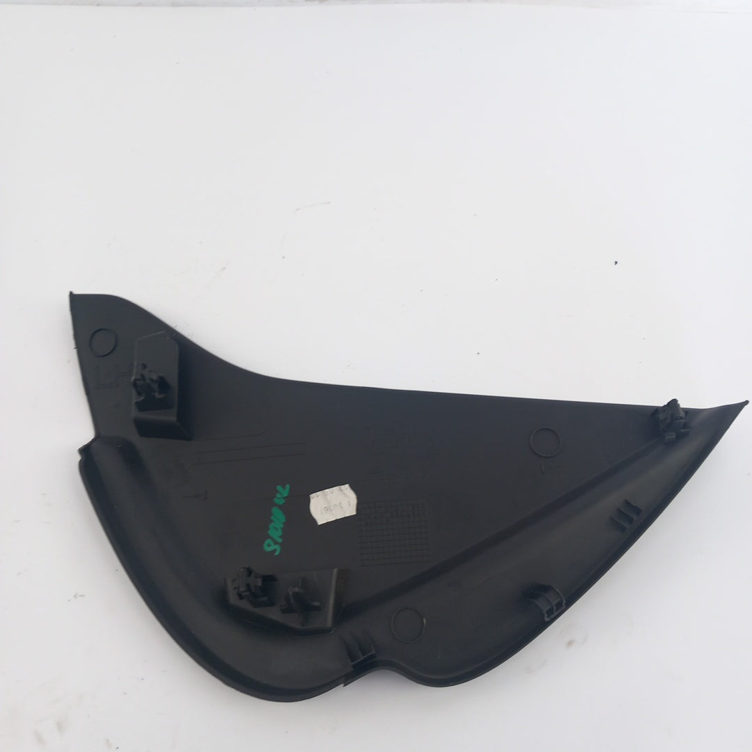 Пластмаса арматурно табло лява черно Opel Meriva B