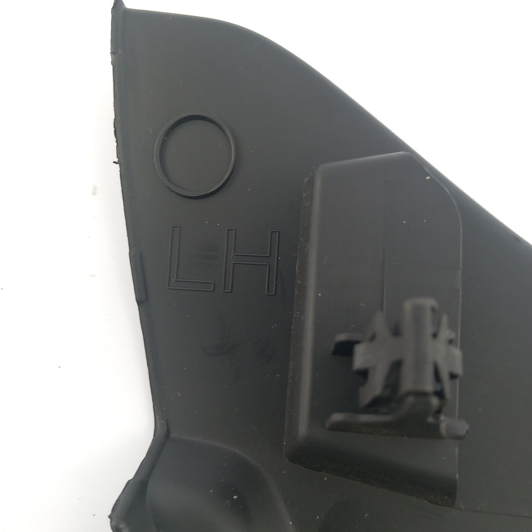 Пластмаса арматурно табло лява черно Opel Meriva B