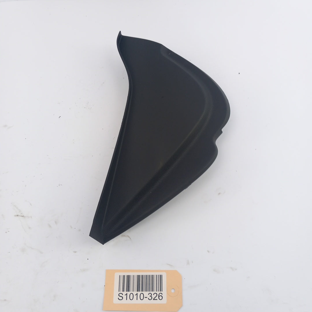 Пластмаса арматурно табло лява черно Opel Meriva B