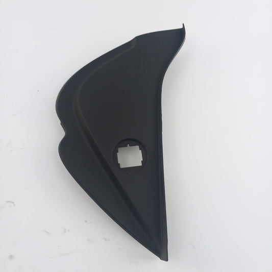 Пластмаса арматурно табло дясна черно Opel Meriva B