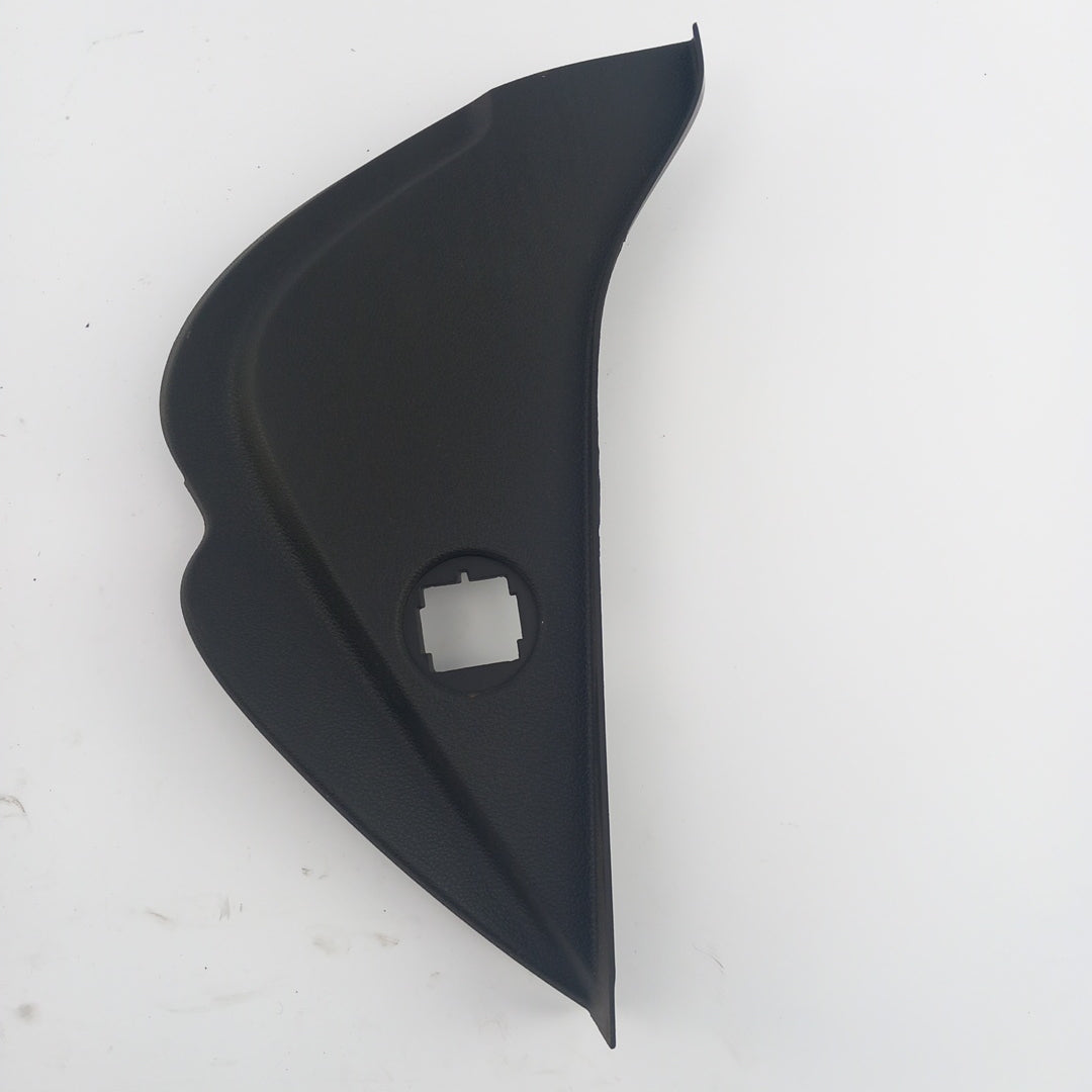 Пластмаса арматурно табло дясна черно Opel Meriva B