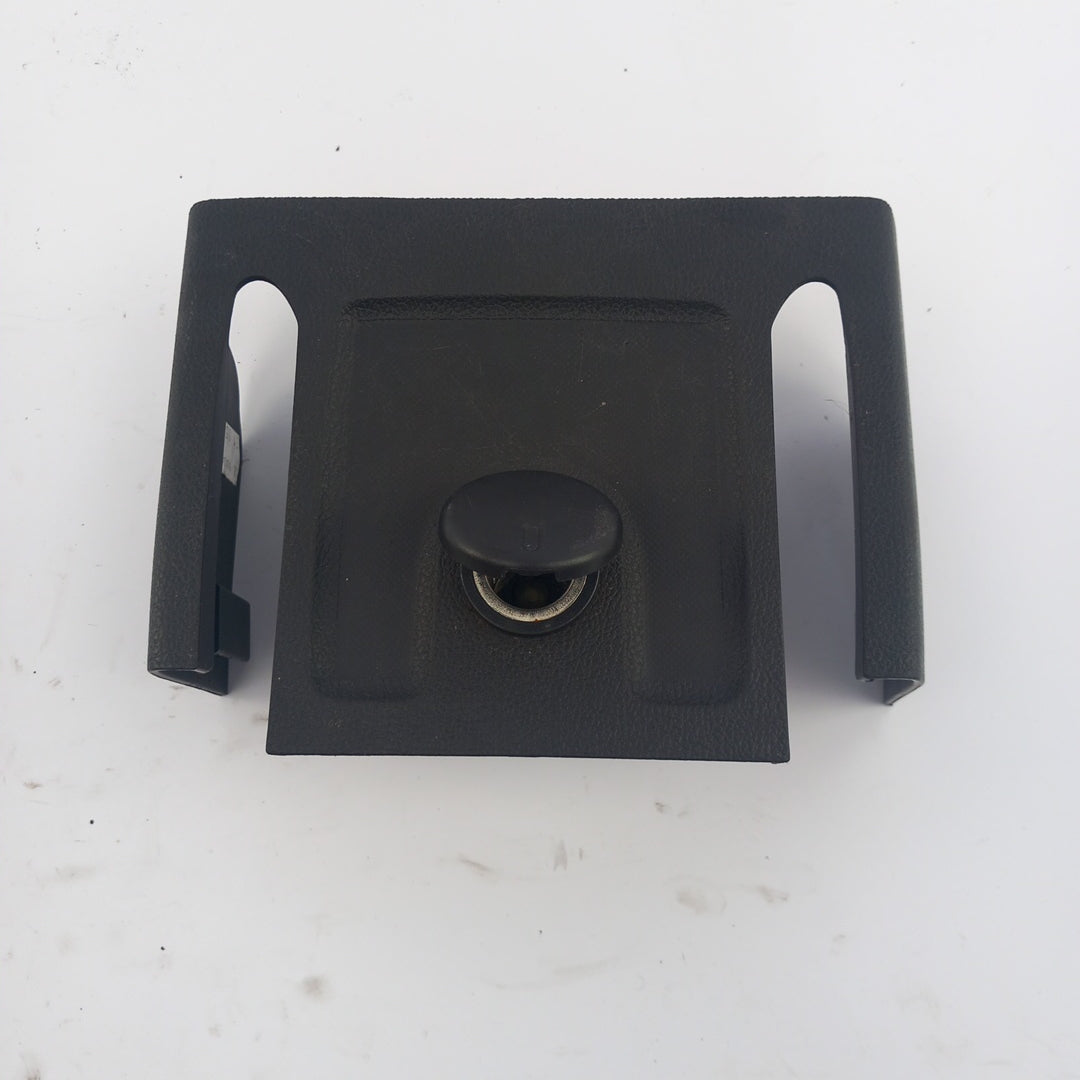 Запалка задна Централна конзола Opel Meriva B