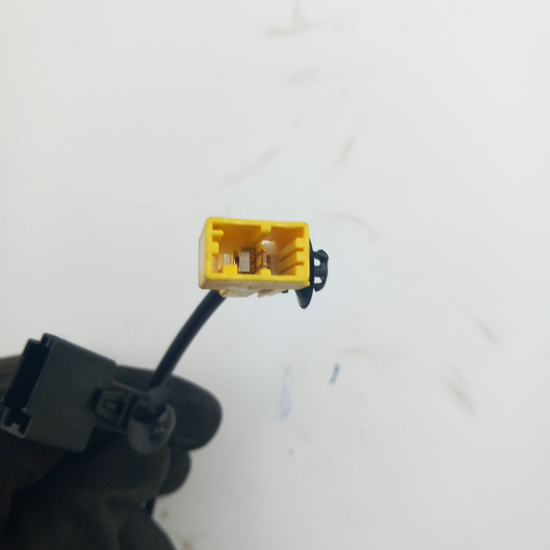 Пиропатрон предна лява седалка Вътрешен Opel Meriva B