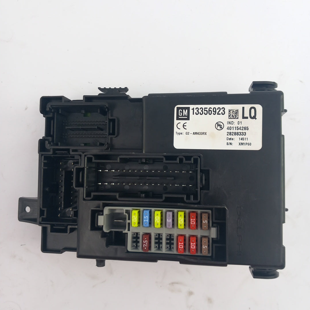 Бушониера табло RHD LQ Opel Meriva B 1,4 Turbo A14NEL