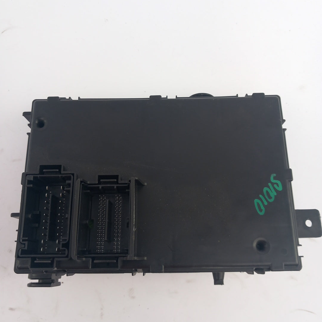 Бушониера табло RHD LQ Opel Meriva B 1,4 Turbo A14NEL